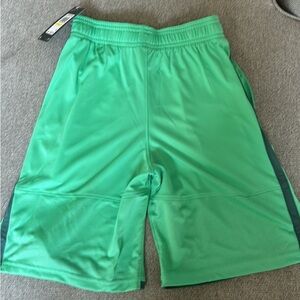 NWT boys under armor, medium